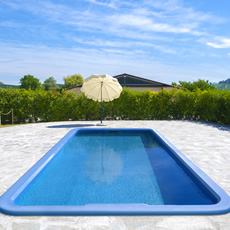 Piscine enterrée en fibre de verre GARDENIA